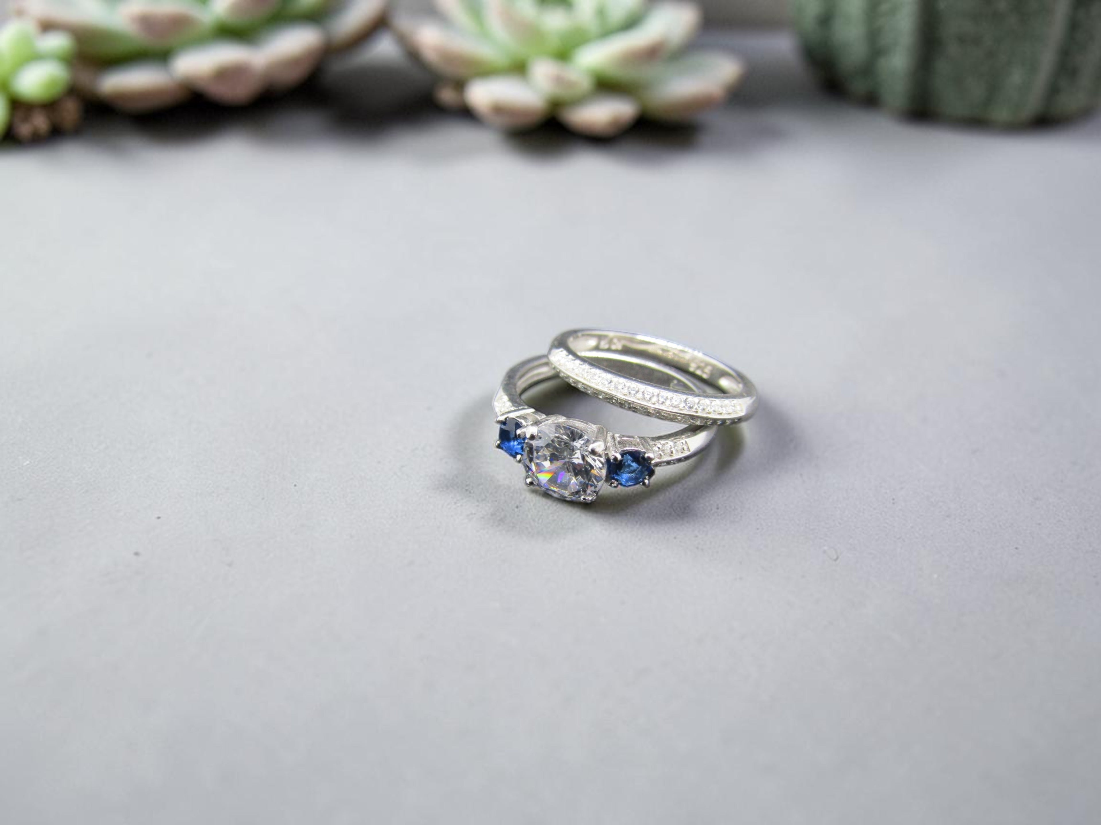 Dúo de Anillos Plata Estilo Corona Real Azul