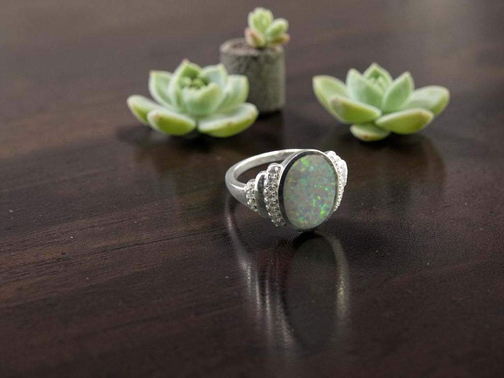 Anillo de Plata con Ópalo blanco
