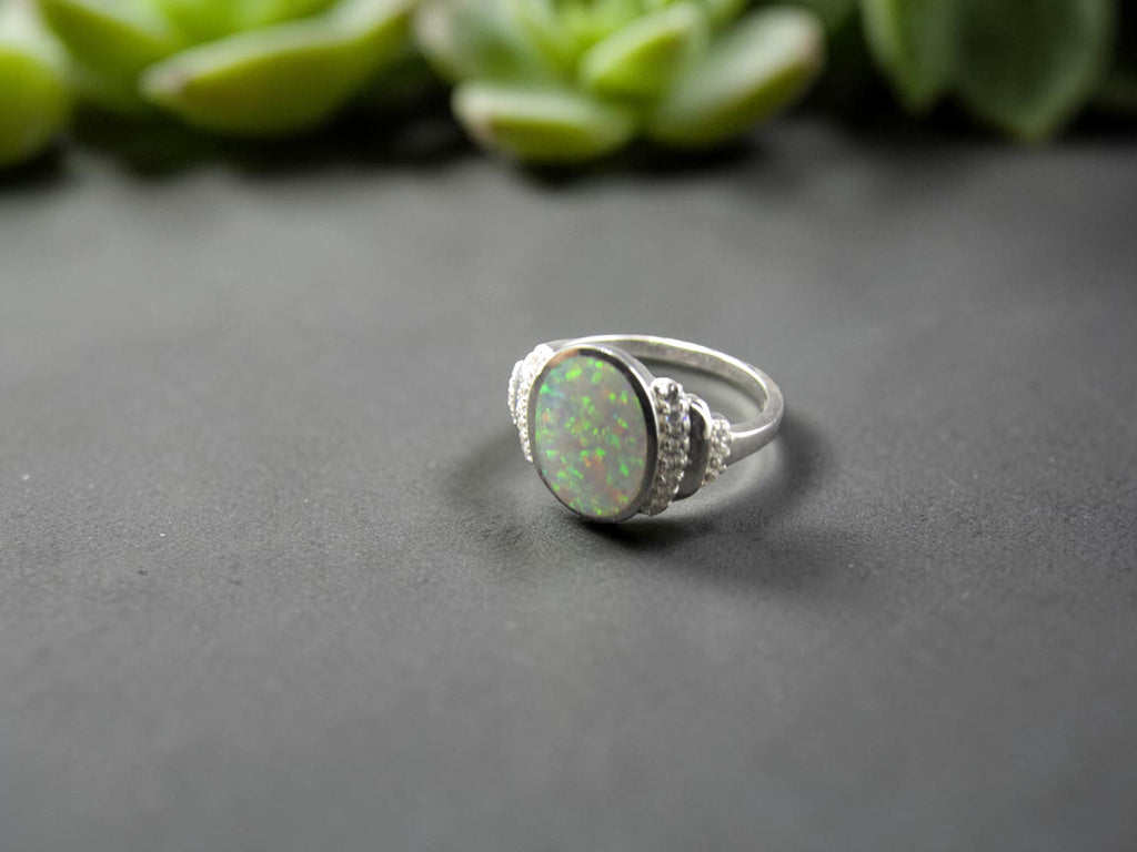 Anillo de Plata con Ópalo blanco