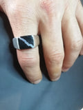anillo de ónix con veta de cuarzo